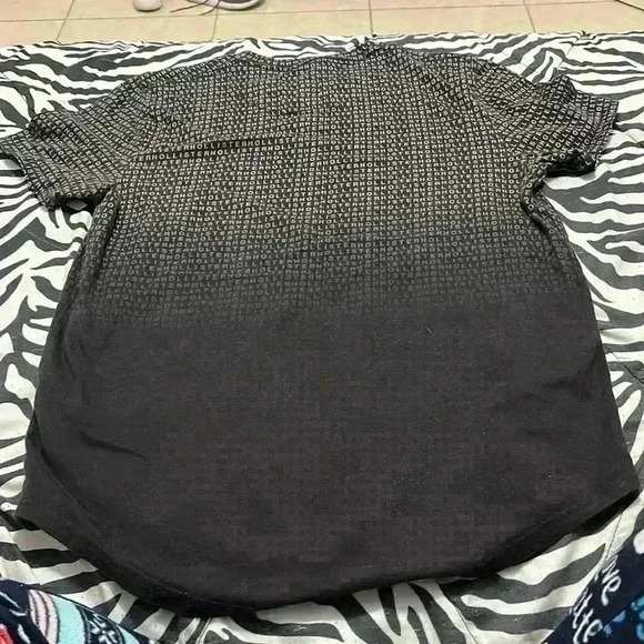 Dark Gray Hollister Tee - Picture 2 of 3